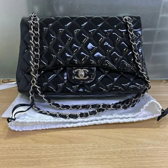 Chanel Women Pre-Loved Bag Very Good Condition