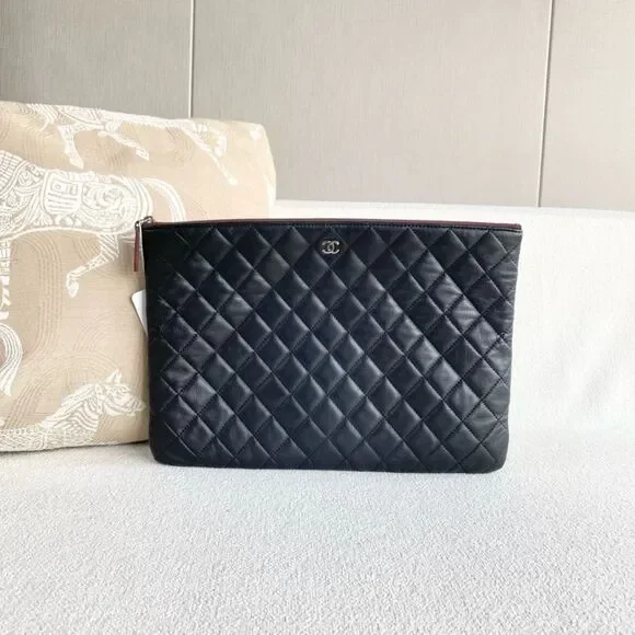 Chanel Women Pre-Loved Bag Very Good Condition