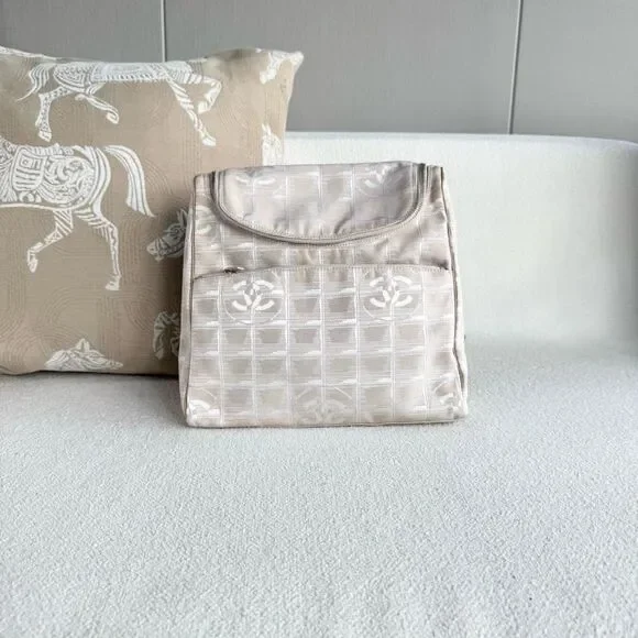 Chanel Women Pre-Loved Bag Very Good Condition