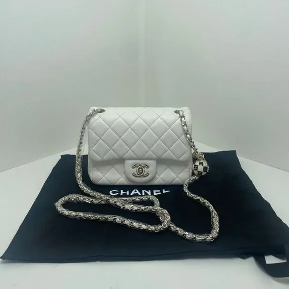 Chanel Women Pre-Loved Bag Very Good Condition