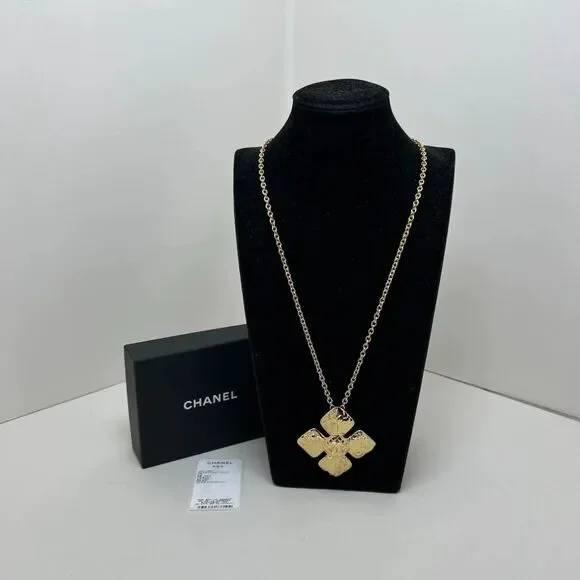 Chanel Women Pre-Loved Bag Brand New Condition