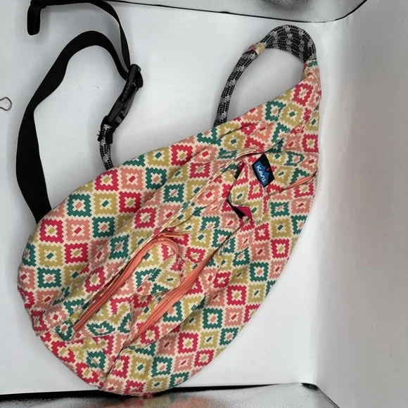 KAVU Geometric Pink Rope‎ Bag Sling Canvas Backpack Small Purse Adjustable Strap