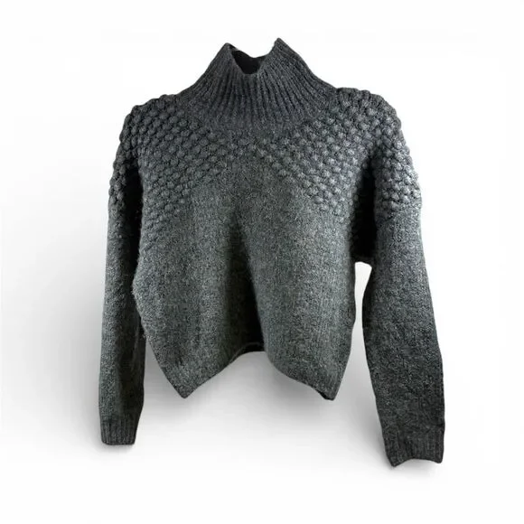 Free People NWT Chunky Fuzzy Mock Neck Cropped Pullover in Gray Size S