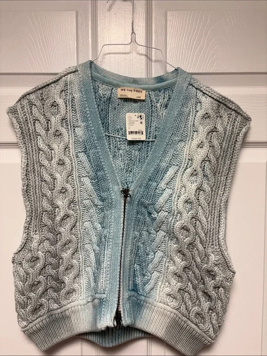 NWT We The Free Ombre Light Blue Cable Knit V-Neck Zip Vest