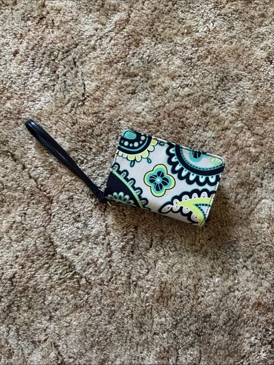 Thirty-One Every Day Wristlet “Paisley Day”