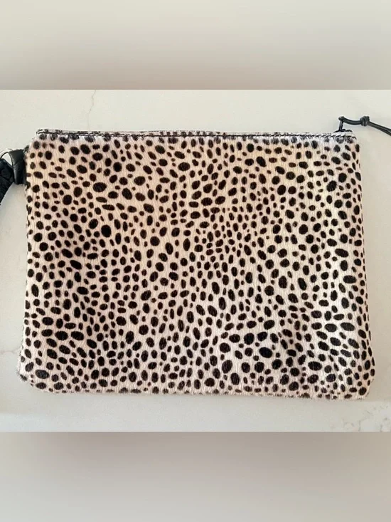 Laurel Dasso Leopard Haircalf Leather Wristlet Clutch Mob Wife Pony Hair