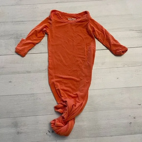 Baby Noah knotted gown‎ 0-3 months