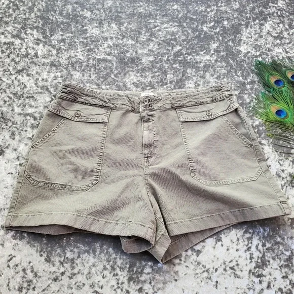 J.Crew‎ Green Shorts
