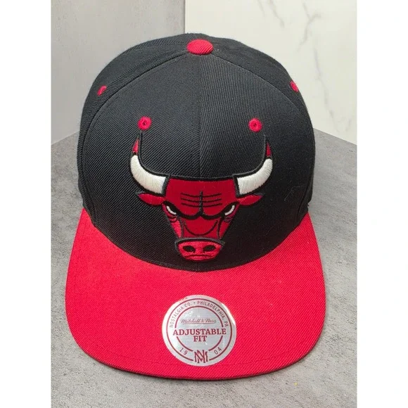 Mitchell & Ness Chicago Bulls Snapback‎ Hat Black Red Adjustable NBA Cap