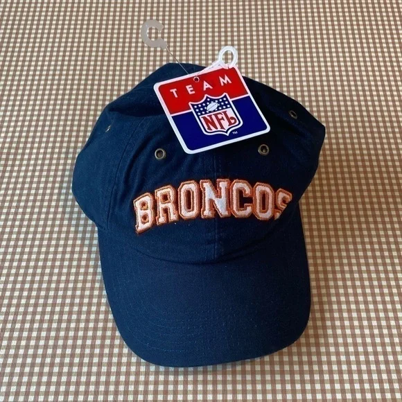 NFL‎ Denver BRONCOS HAT. NWT
