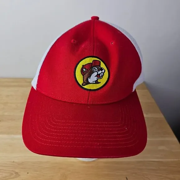 Buc-ees‎ Mesh Snapback Adjustable Truckers Hat Cap White Red Bucees Beaver Logo