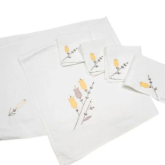 Vintage Handmade Linen Tablecloth Set Napkins Floral Applique Embroidery Cottage