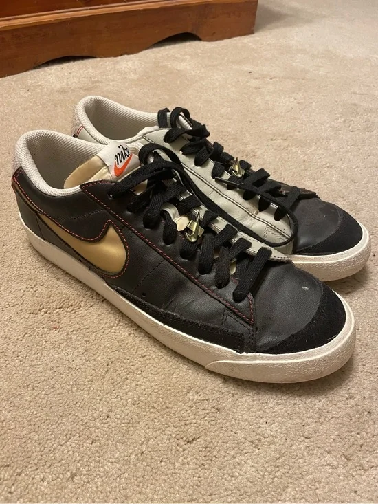 Nike Blazer Low 77 Black black Gold- Size 10 Men's