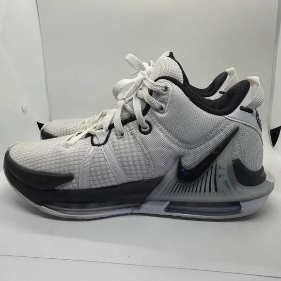 Nike LeBron Witness 7 White Black Basketball Shoes DZ3299-100 Mens Size 9