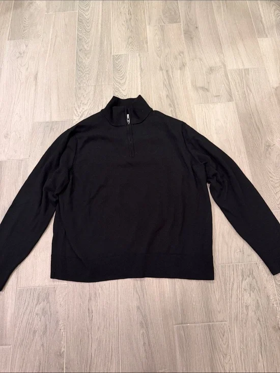 Banana Republic Men’s Black Quarter-Zip Sweater Size XL