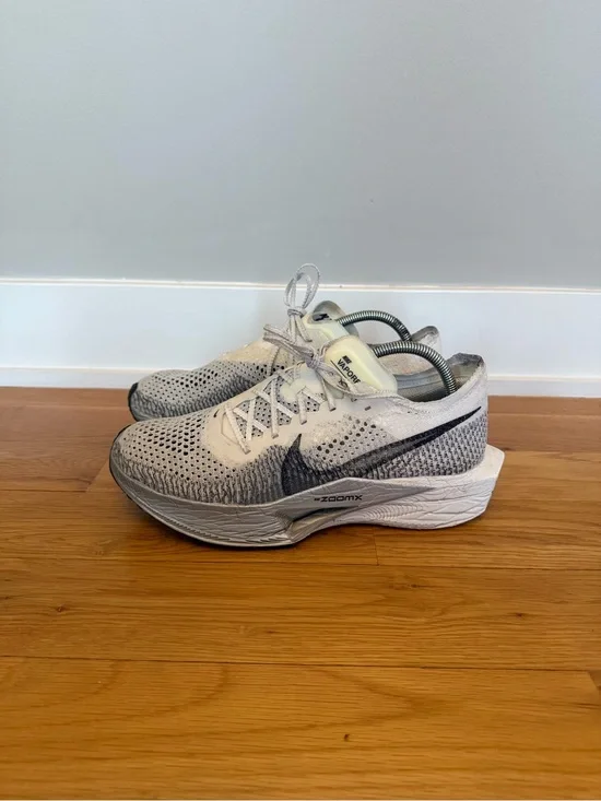Nike ZoomX Vaporfly Next% 3 Mens Sz 9.5 White Silver Grey Black DV4129-100