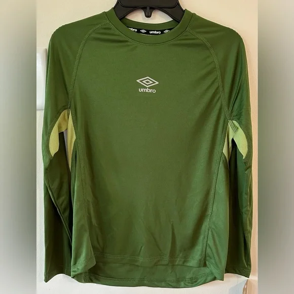 Umbro Boys Herb Bay Leaf Long Sleeve Athletic Crew Neck Shirt NWT Various Sizes