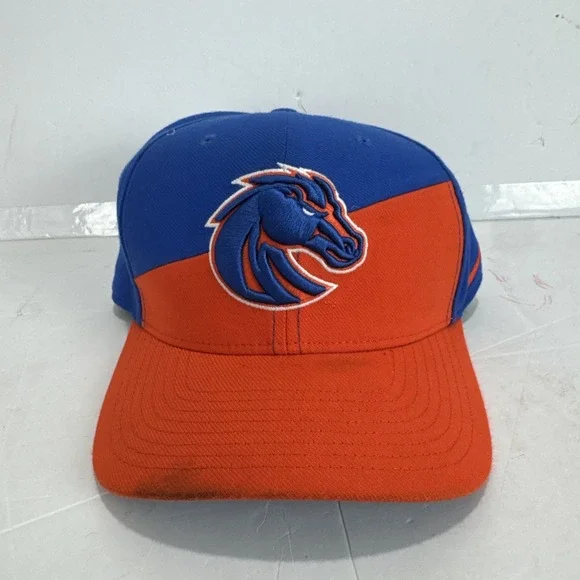 Boise State Broncos Stretch Fit Size M/L Hat Nike Dri-Fit Classic 99 Cap ‎ NCAA