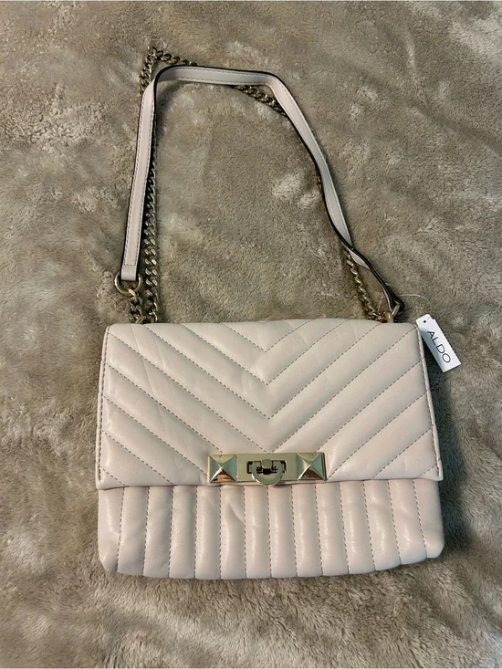 ALDO Cream Quilted Abilaniel Crossbody Bag with Gold Chain Strap