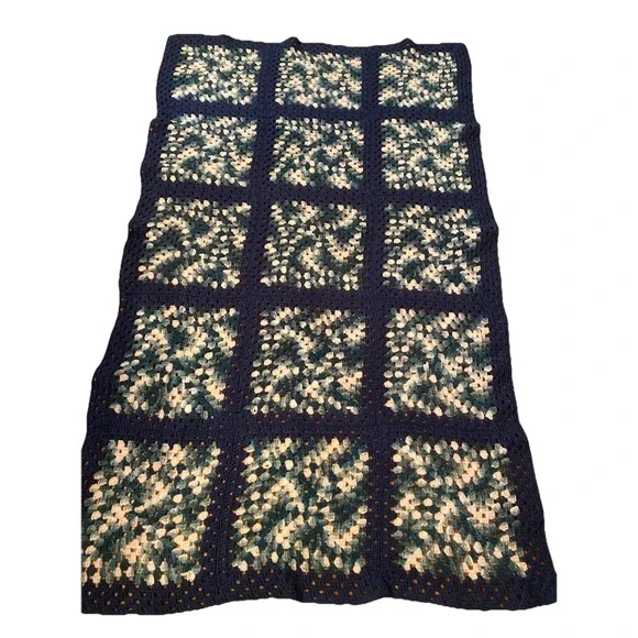 Grannycore Afgan Handmade Granny‎ Square Crochet  Blue Throw 3.5 x 6 Cottagecore