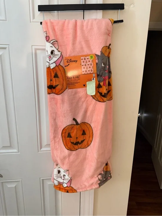 Disney Aristocats Halloween Plush Throw Blanket