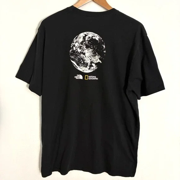 The North Face Shirt Men XL Black National Geographic Standard Fit Earth Tee