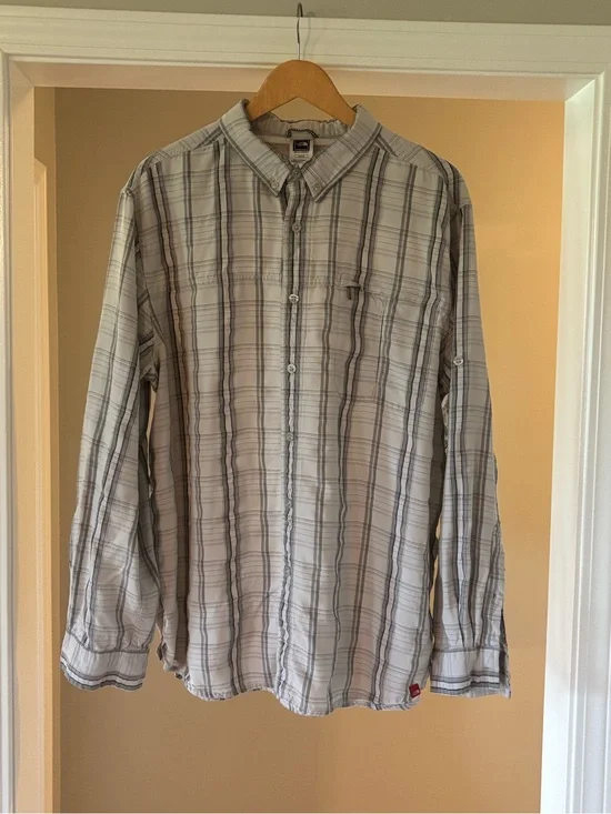 The North Face Men's Light Gray Plaid Button-Down Shirt Hiking