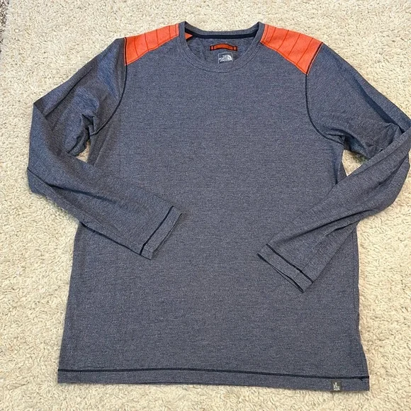 THE NORTH FACE L long sleeve shirt in blue and orange, great preloved condition