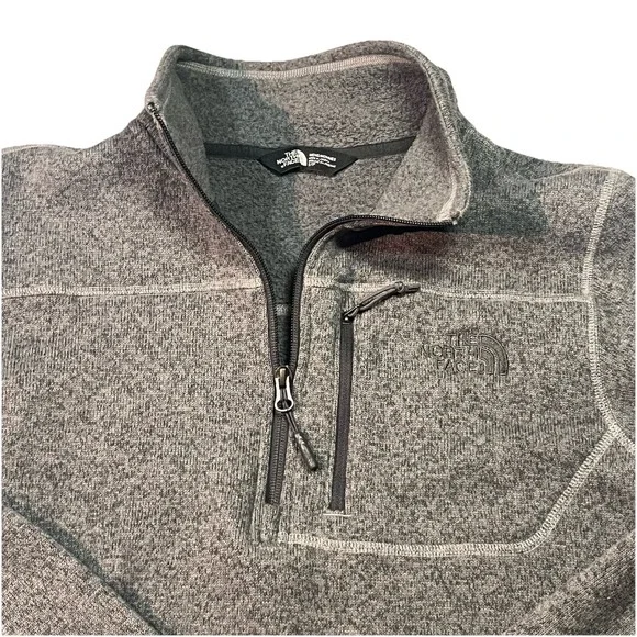 The North Face Men's 1/4 Zip Size‎ Small Grey Granite EUC