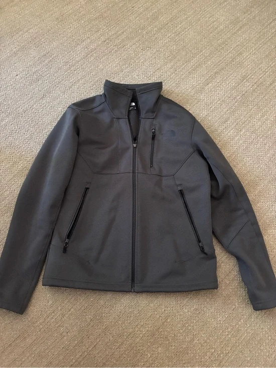 The North Face Men's Charcoal Gray Softshell Performance Jacket