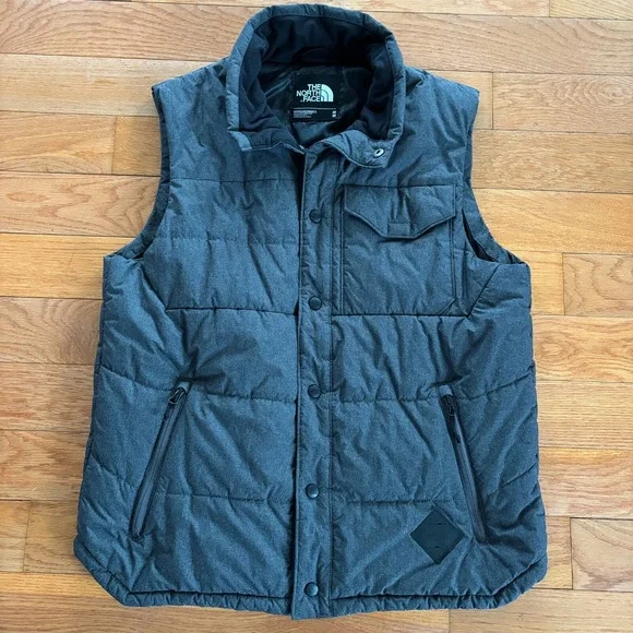 The North Face Patrick's Point Vest Mens‎ M Charcoal Gray Puffer Insulated Snap