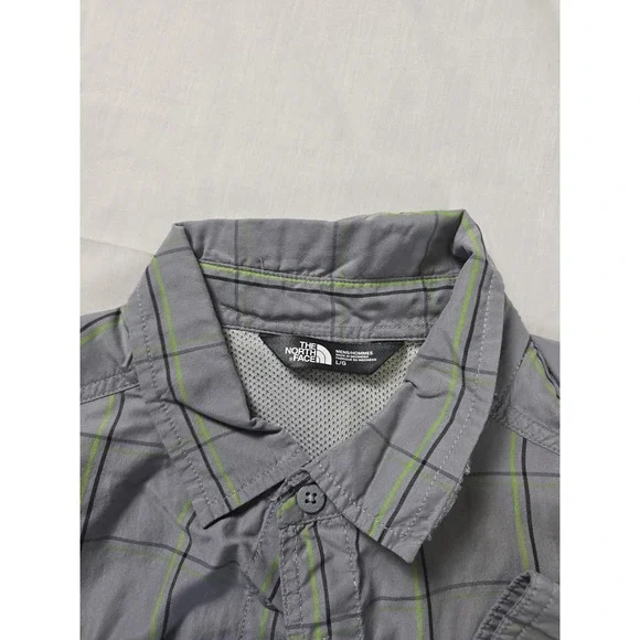 The North Face Shirt Mens Large Gray Plaid Long Sleeve Button Up Vented‎ Back