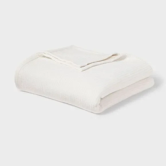 Threshold - King Matelassé Bed Blanket Ivory - Threshold Off-White