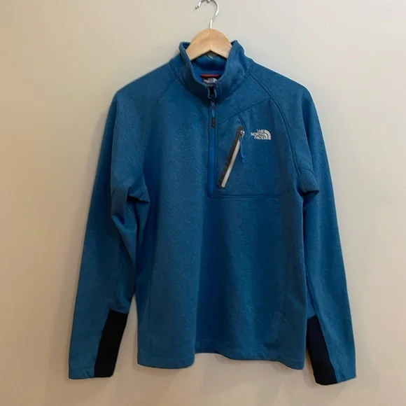The North Face 1/4 zip pullover size M