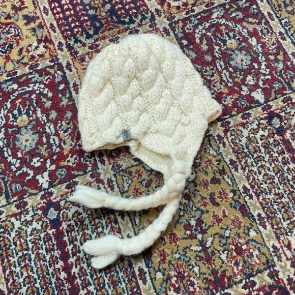 VTG 00s The North Face A5 Series Cable Knit Wool Blend Hat Ear Flap Tassel Ivory