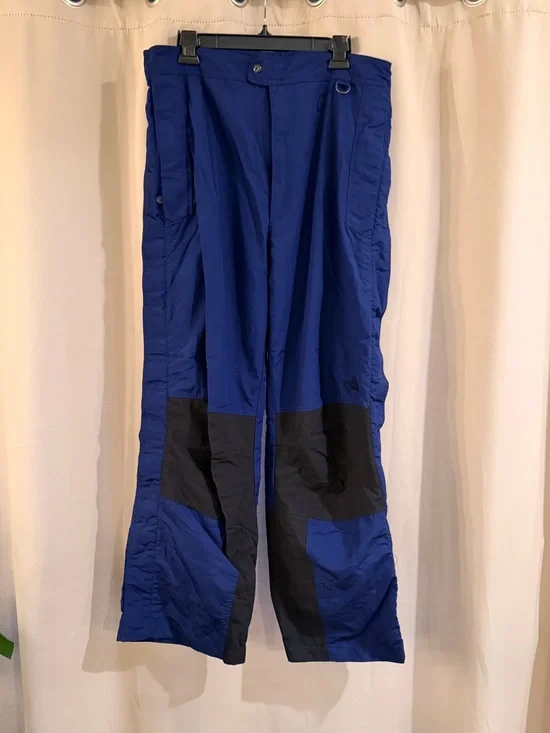 The North Face Blue and Black Cargo Snow Pants - Outdoor Utility