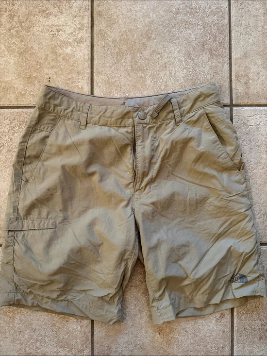 The North Face Men's Khaki/Tan Hybrid Outdoor dryquick Shorts. Sz 30