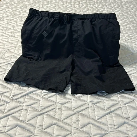 North face trunks/ shorts