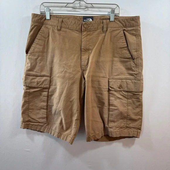 The North Face Mens Brown Ripstop Cargo Shorts Size 38 Tan Outdoor Utility