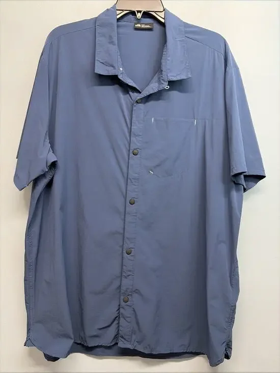 The North Face Men's Short Sleeve Button Down Shirt Size XL - Lightweight/Nylon