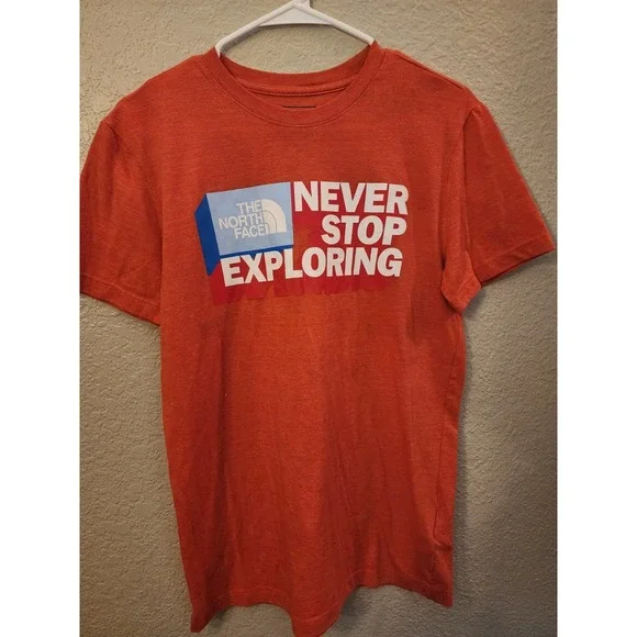 The North Face Men's T-Shirt, Size Small, Orange, Great Condition!‎