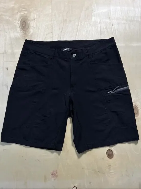 The North Face Men’s Shorts size 36 Black Hiking Outdoor Lightweight Cargo
