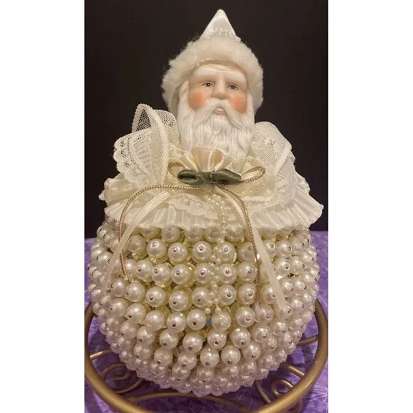 Vintage Handcrafted White Beaded Sequins Push Pin Christmas Round Large Santa‎