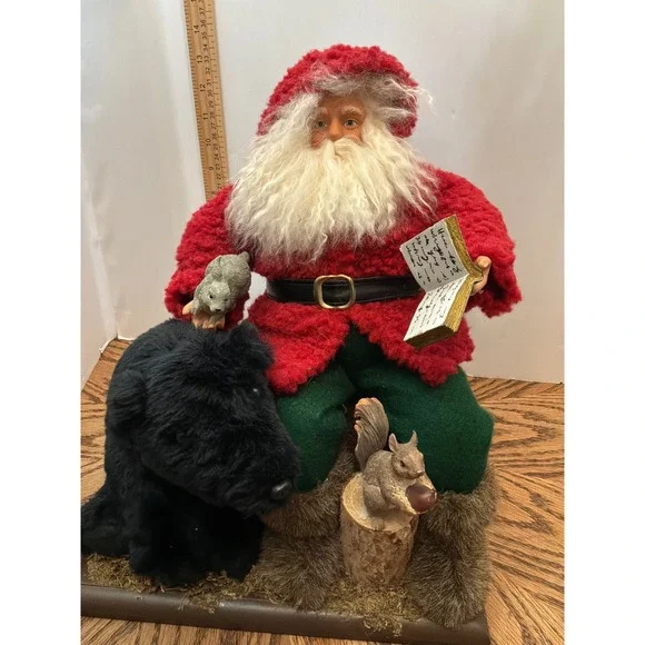 Woodland Christmas Unisex Unbranded Santa with Bear Figurine 14in Red Green