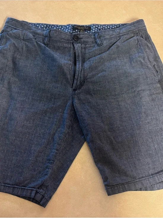 Banana Republic Men's Dark Blue Flat Front Shorts