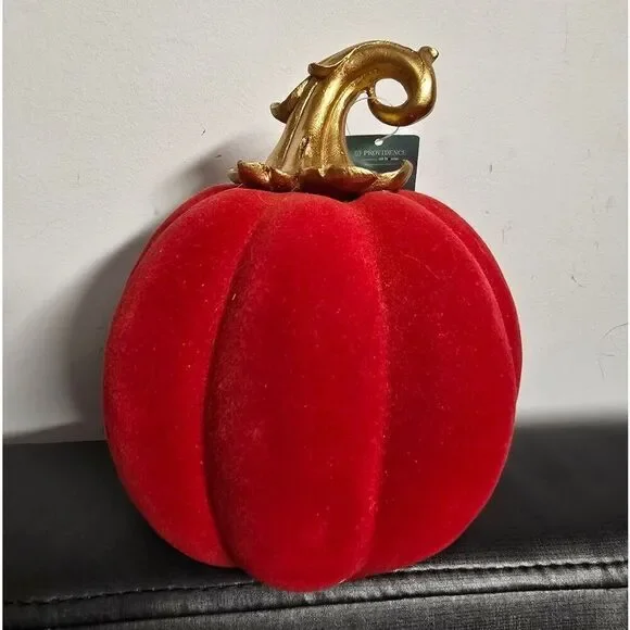 NWT Providence Red and Gold Velvet Flocked Pumpkin