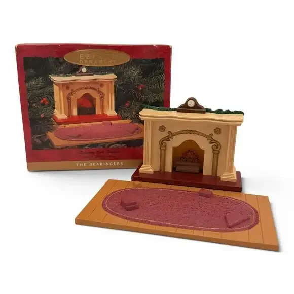 Hallmark Keepsake Ornament The Bearingers Flickering Light Fireplace 1993