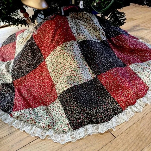 Tree Skirt Patchwork Quilted Handmade Christmas 40.5