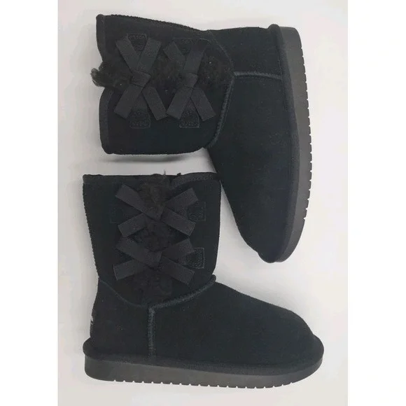 KOOLABURRA BY‎ UGG/ KIDS Victoria Short 1019372 Black SIZE 1 Boots