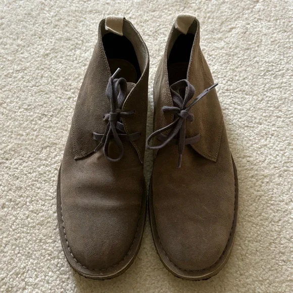Banana Republic Men’s Ortholite Suede Leather Lace Up Shoes. Size 11.5.